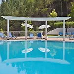 Apartahotel Do 4*
