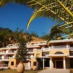 Apartahotel Do 4*