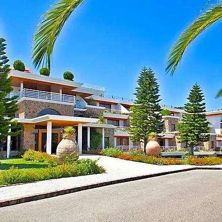 Do Aparthotel 4*